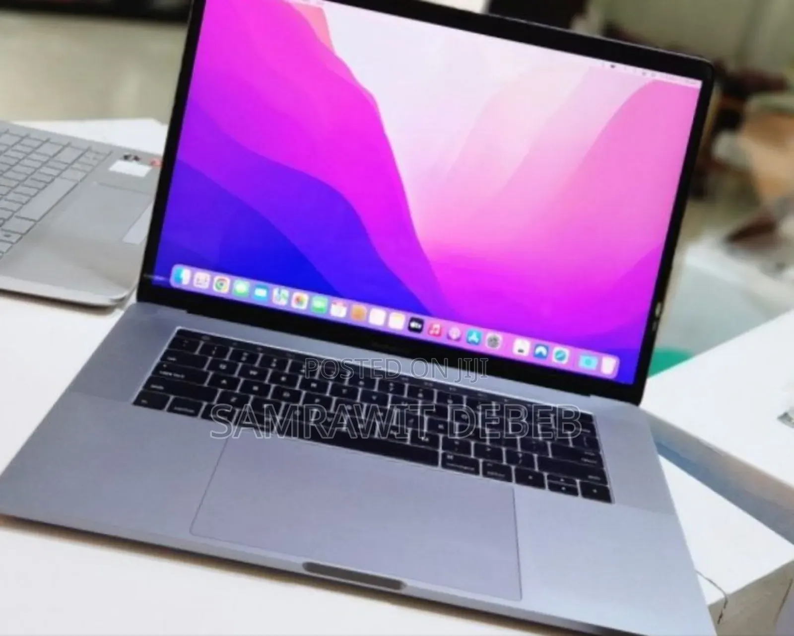 Laptop Apple MacBook Pro 2017 16GB Intel Core I7 SSD 256GB