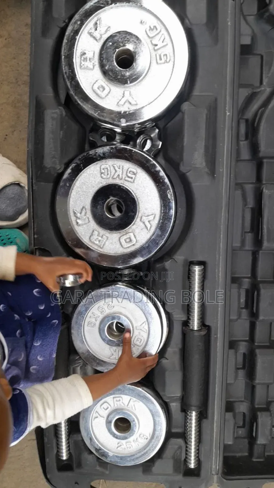 Zemenawi Dambbell and Barbell