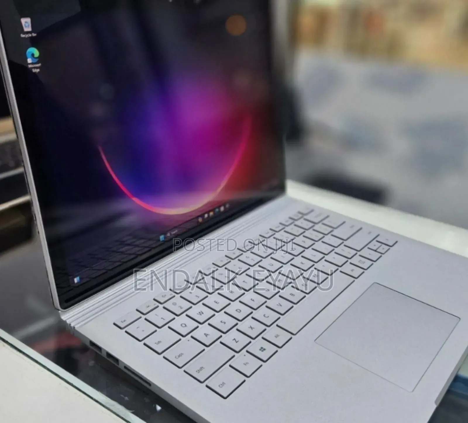 New Laptop Microsoft Surface Book 3 16GB Intel Core I7 SSD 256GB