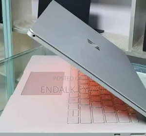 New Laptop Microsoft Surface Book 3 16GB Intel Core I7 SSD 256GB