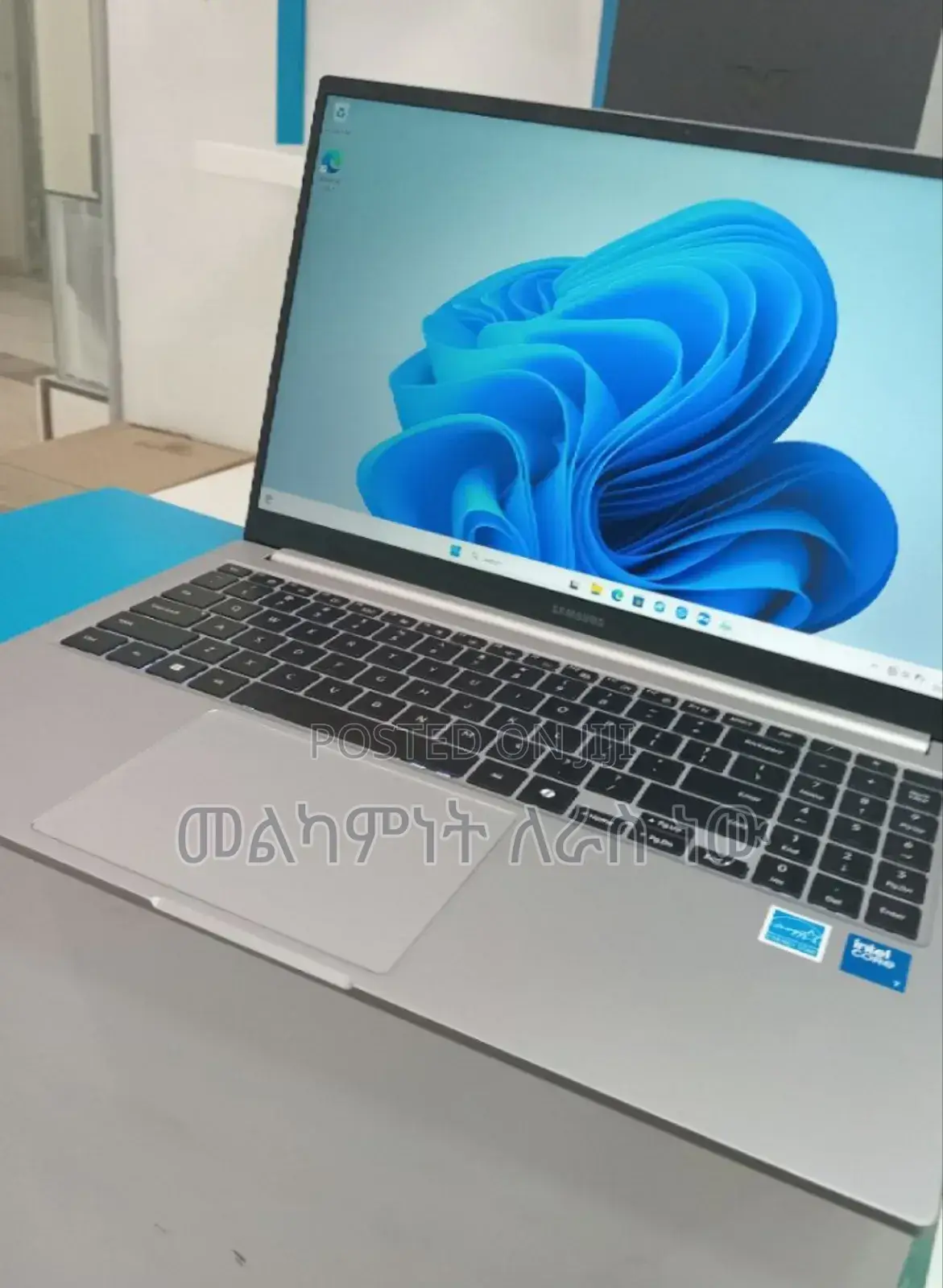 New Laptop Samsung 16GB Intel Core I7 SSD 512GB