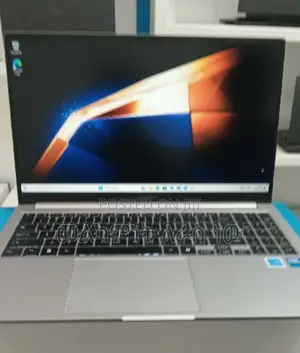 New Laptop Samsung 16GB Intel Core I7 SSD 512GB