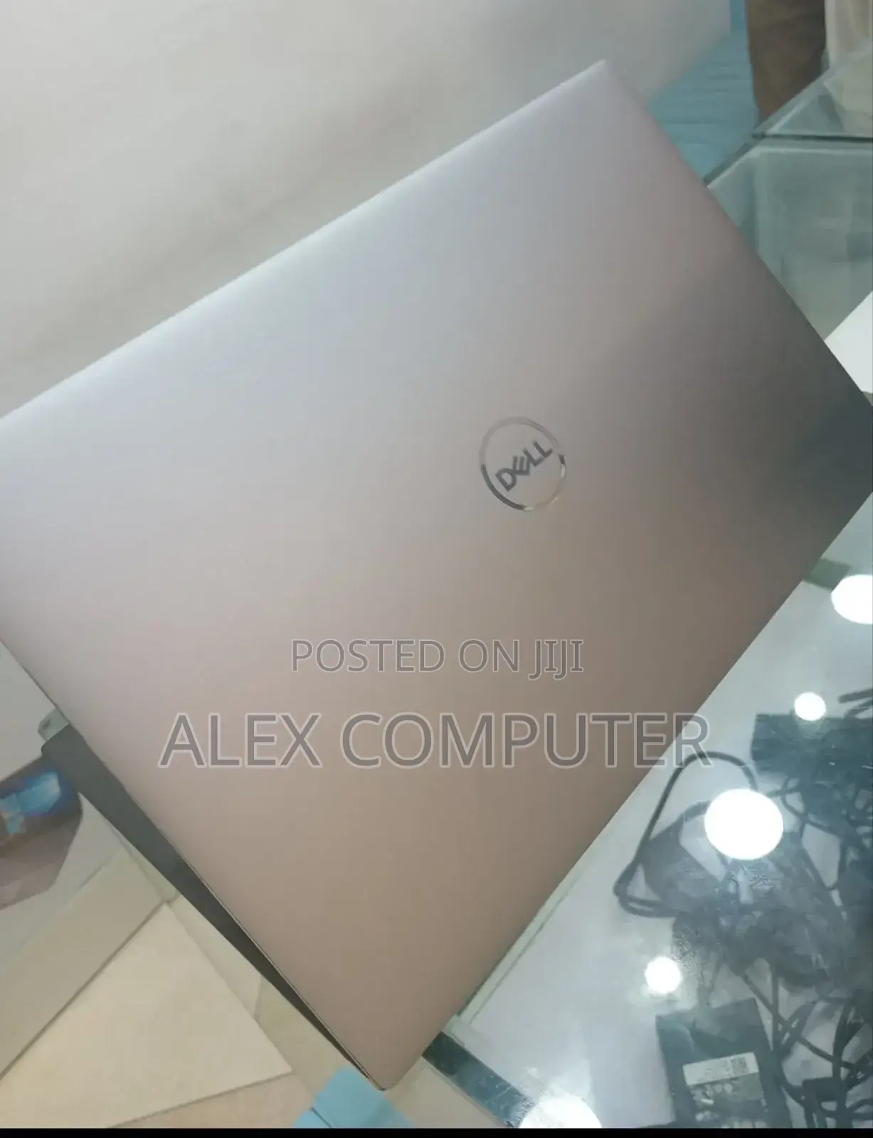 New Laptop Dell Precision 5550 16GB Intel Core I7 SSD 512GB