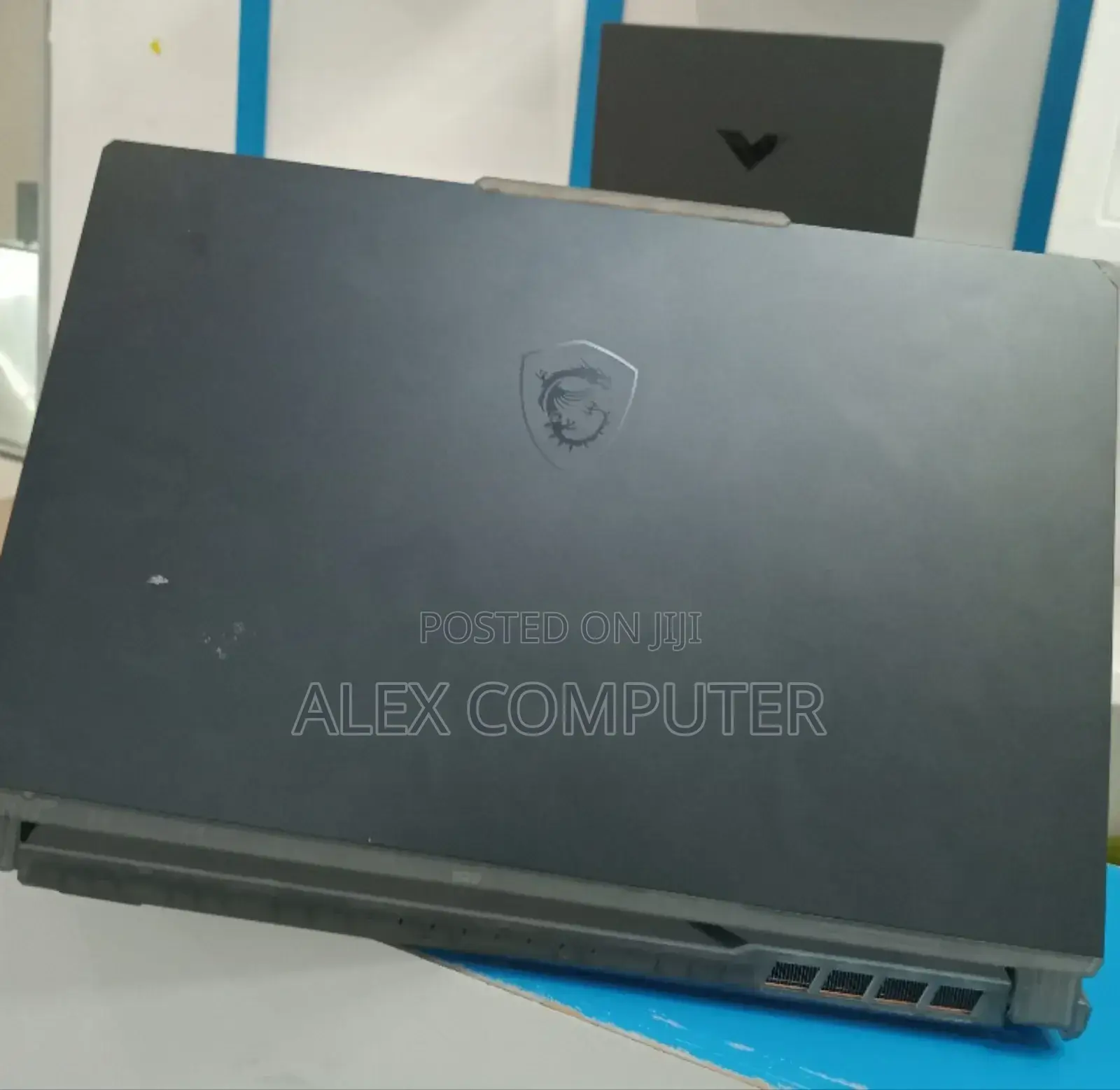 New Laptop MSI Cyborg 15 16GB Intel Core Ultra 7 SSD 1T