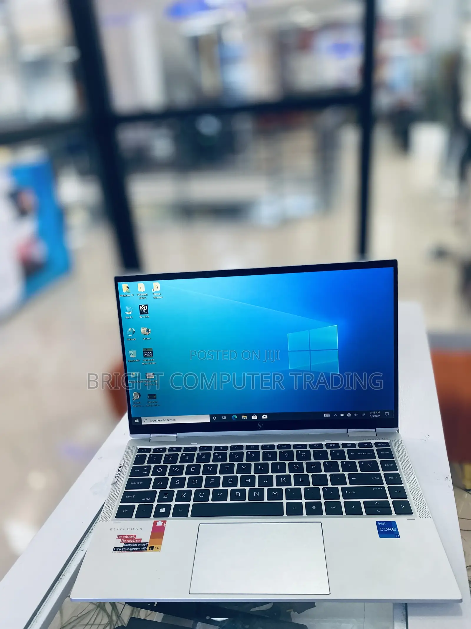 New Laptop HP EliteBook 1040 G8 16GB Intel Core I7 SSD 512GB