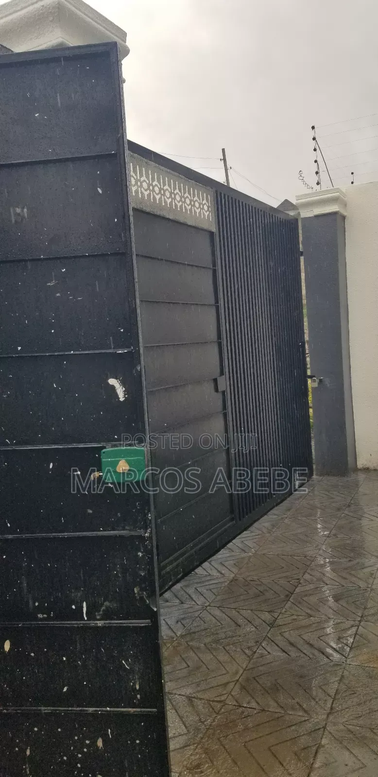 3bdrm House in Tafo Sheger City, Yeka for sale