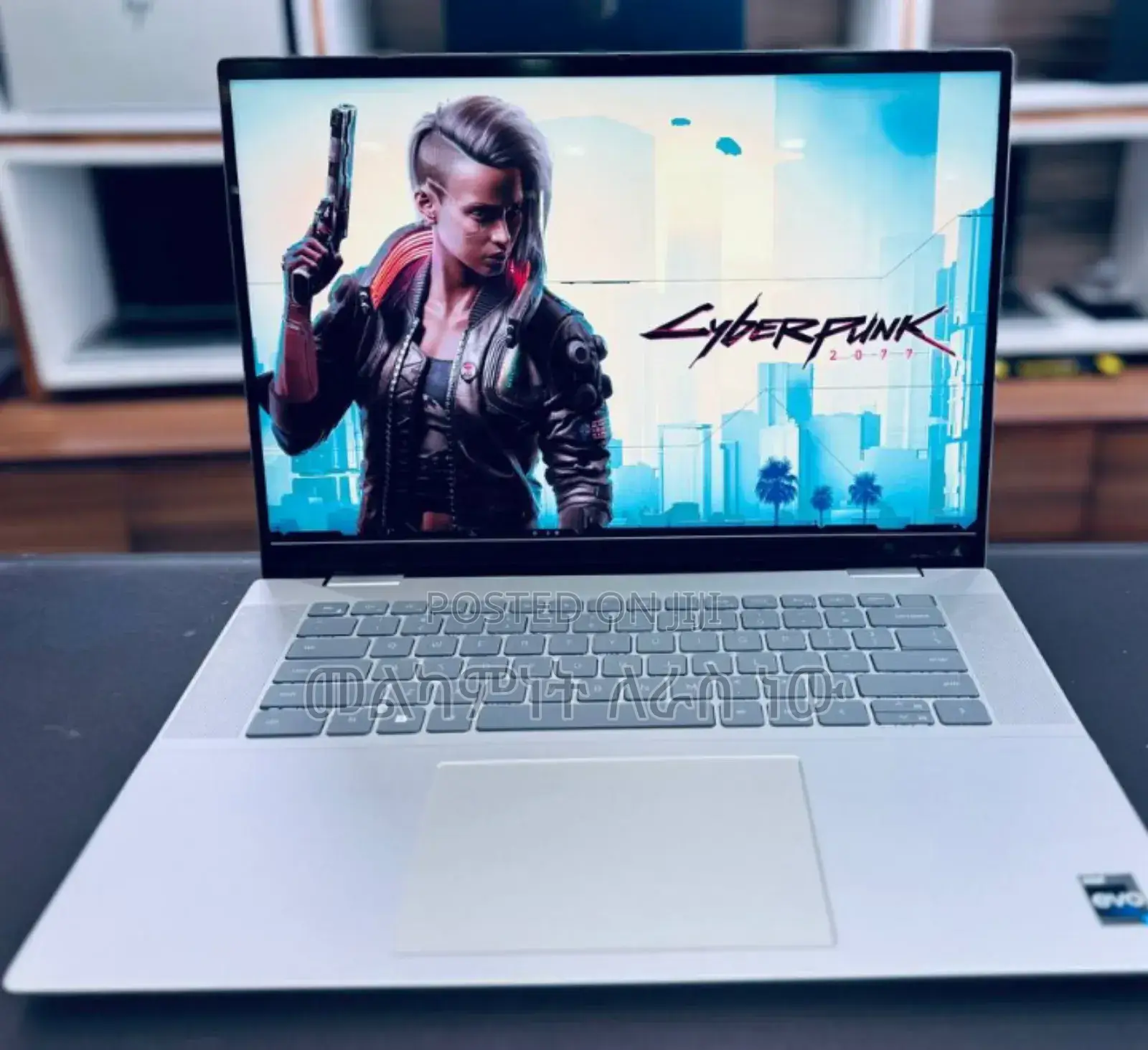 New Laptop Dell Inspiron 16 5620 16GB Intel Core I7 SSD 1T