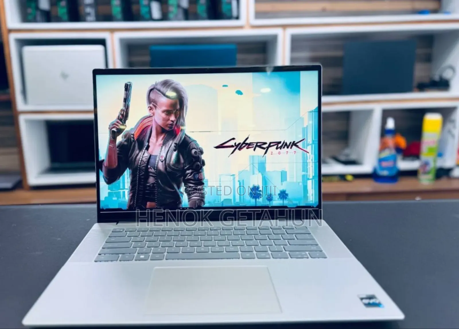 New Laptop Dell Inspiron 15 16GB Intel Core I7 SSD 1T