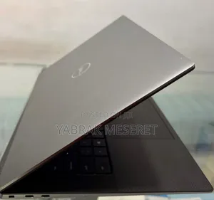 Photo - New Laptop Dell Precision 5550 16GB Intel Core I7 SSD 512GB