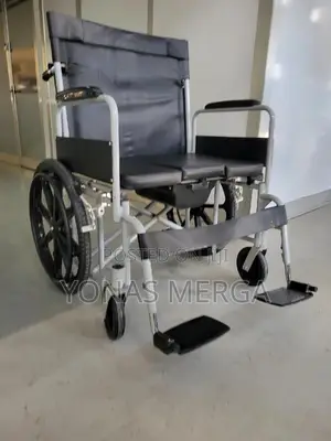 Toilet Wheelchair፩[] Out to Out Width in Open Position