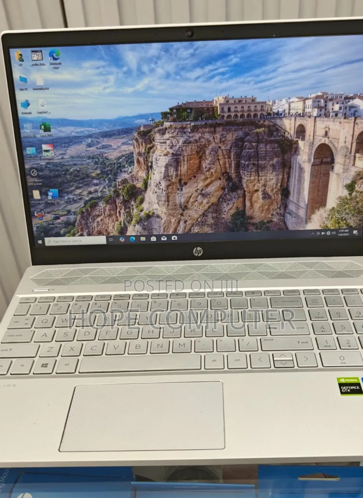 New Laptop HP Pavilion 15 16GB Intel Core I7 SSD 512GB