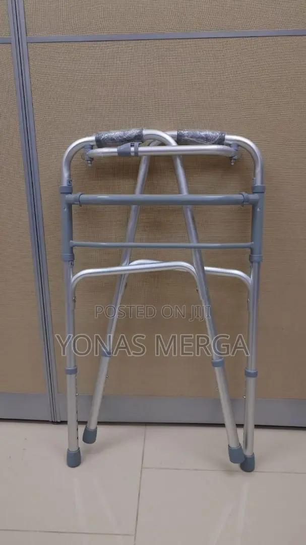 Walker/Walker/Single-Button Release Allows Quick, One-Hand