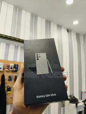 New Samsung Galaxy S24 Ultra 256 GB