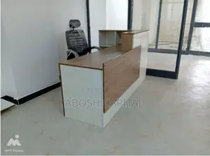 Reception Desk / የእንግዳ መቀበያ ጠረጴዛ