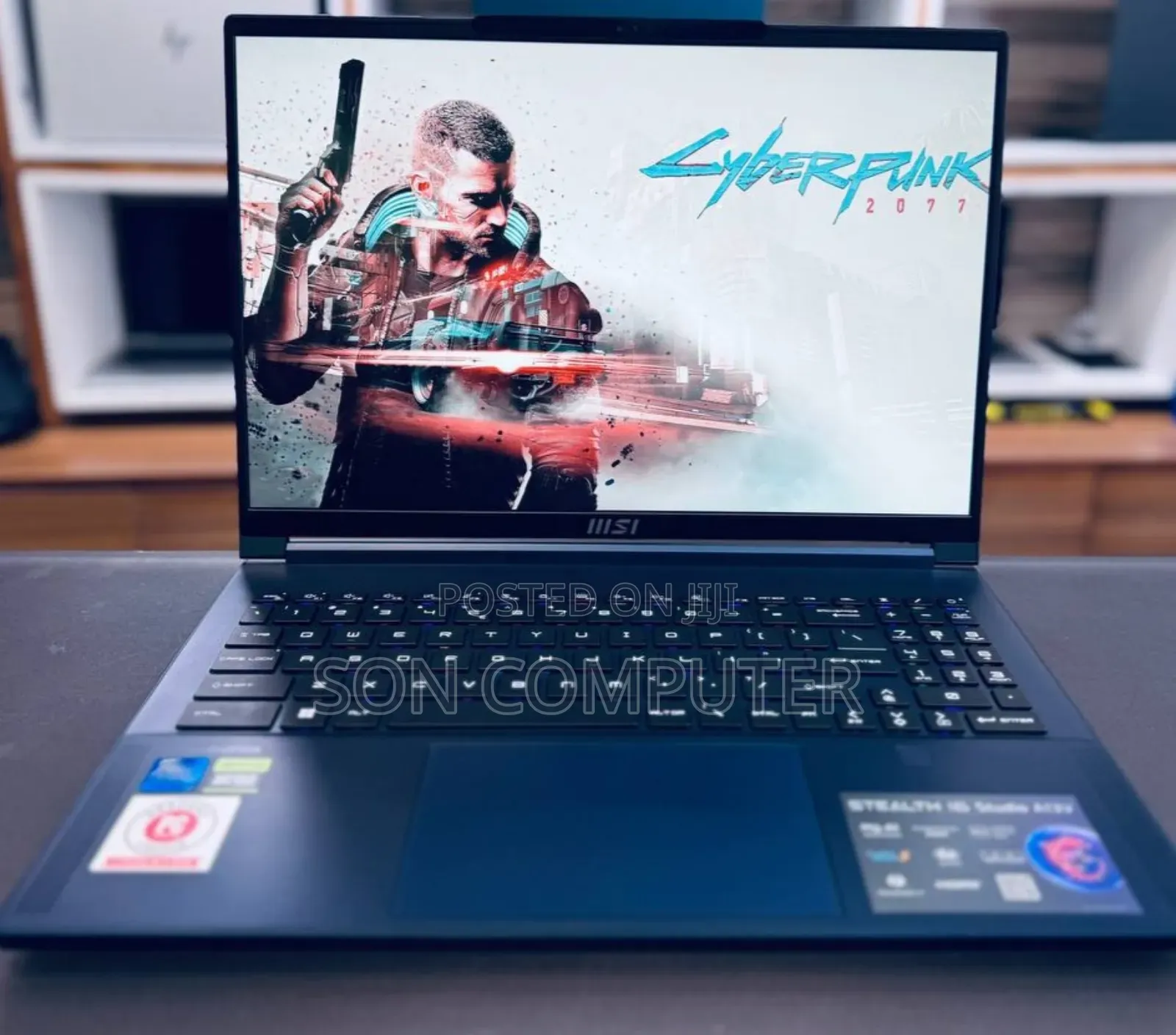 New Laptop MSI Stealth 16 AI Studio 32GB Intel Core I7 SSD 1T