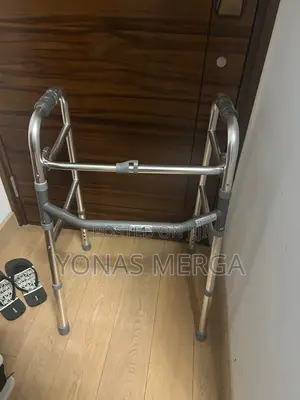 Photo - Walker, Adults Anti-Skid by Comport (Walker)፶walker