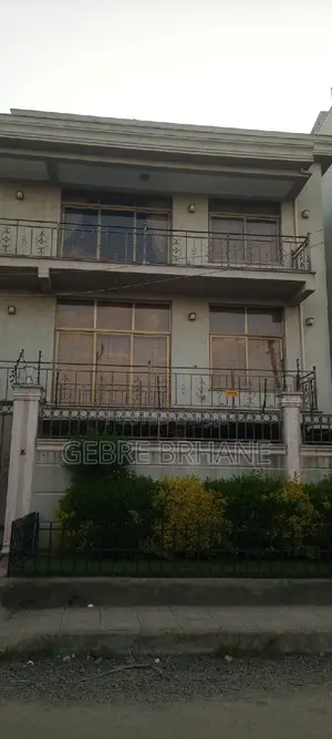 3bdrm House in G+2, Yeka for rent