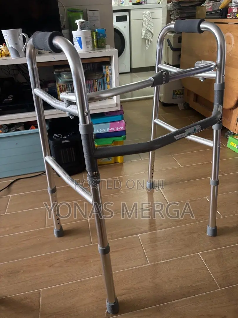 Walker Has a Remarkable 8-Level Height Adjustment