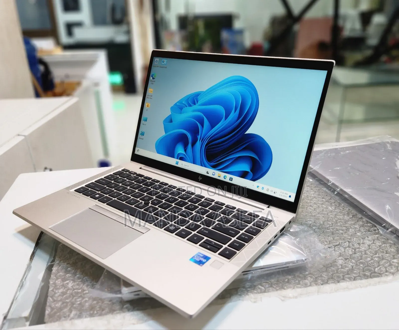 New Laptop HP EliteBook 840 G8 16GB Intel Core I7 SSD 512GB