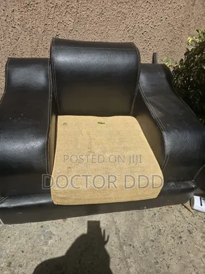 Photo - Leather Sofa