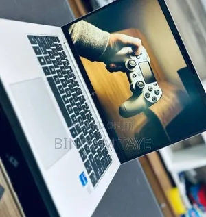 New Laptop HP EliteBook 840 G11 16GB Intel Core I7 SSD 1T
