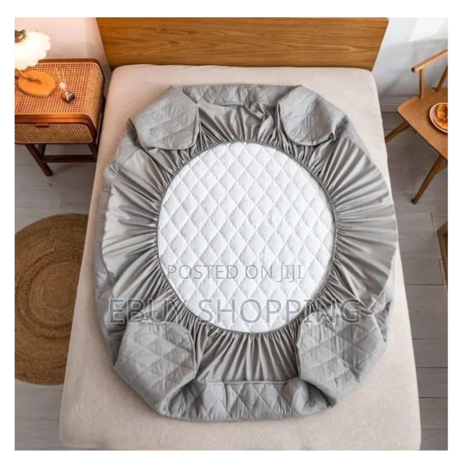 **Anti-Sweat Anti-Urine Waterproof Mattress Cover**