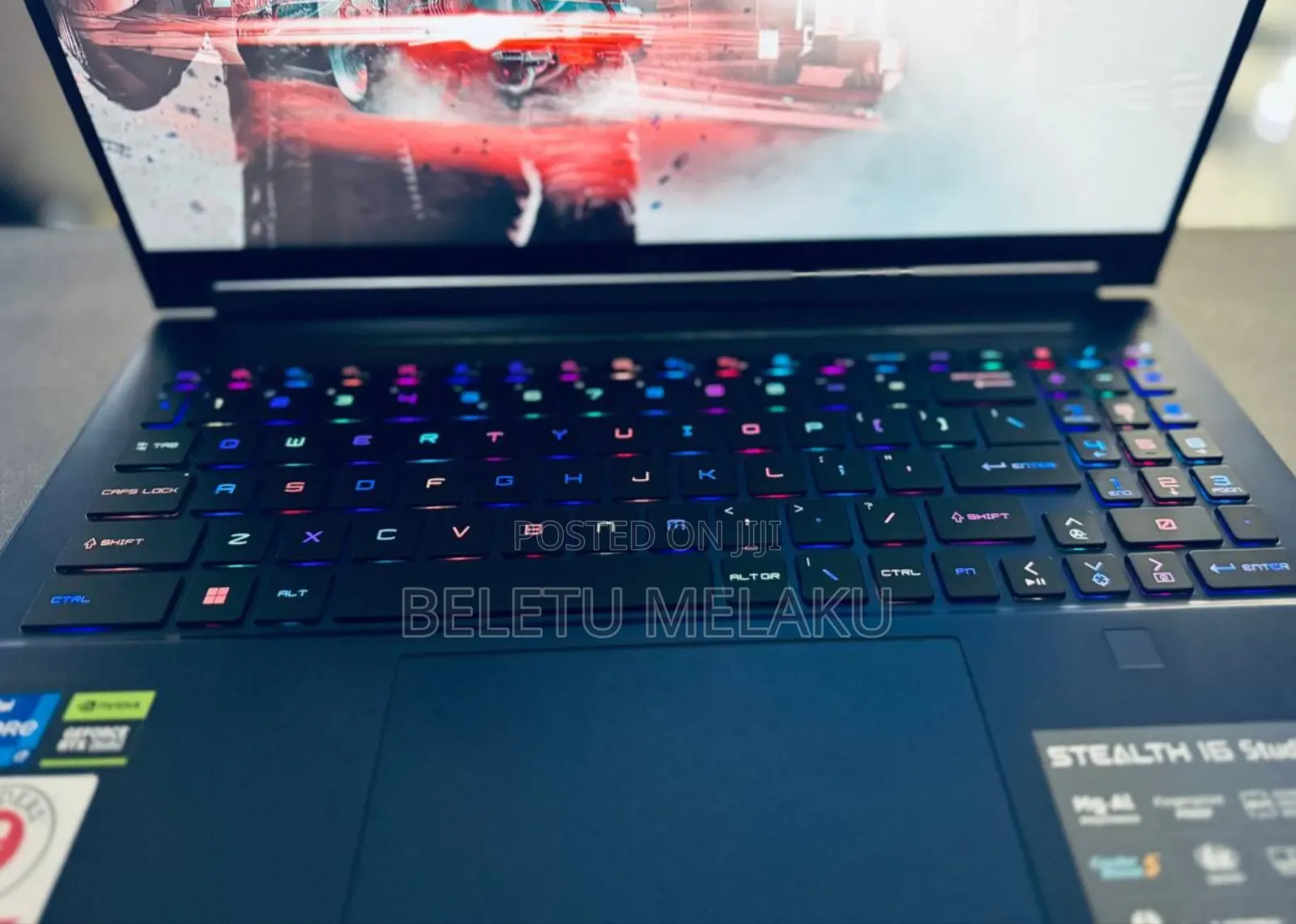 New Laptop MSI Stealth 16 AI Studio 32GB Intel Core I7 SSD 1T