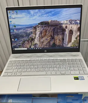 New Laptop HP Pavilion 15 16GB Intel Core I7 SSD 512GB