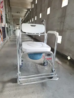 Photo - Commode Chair4፫commode Mini Wheel Chair3፪commode Chair New