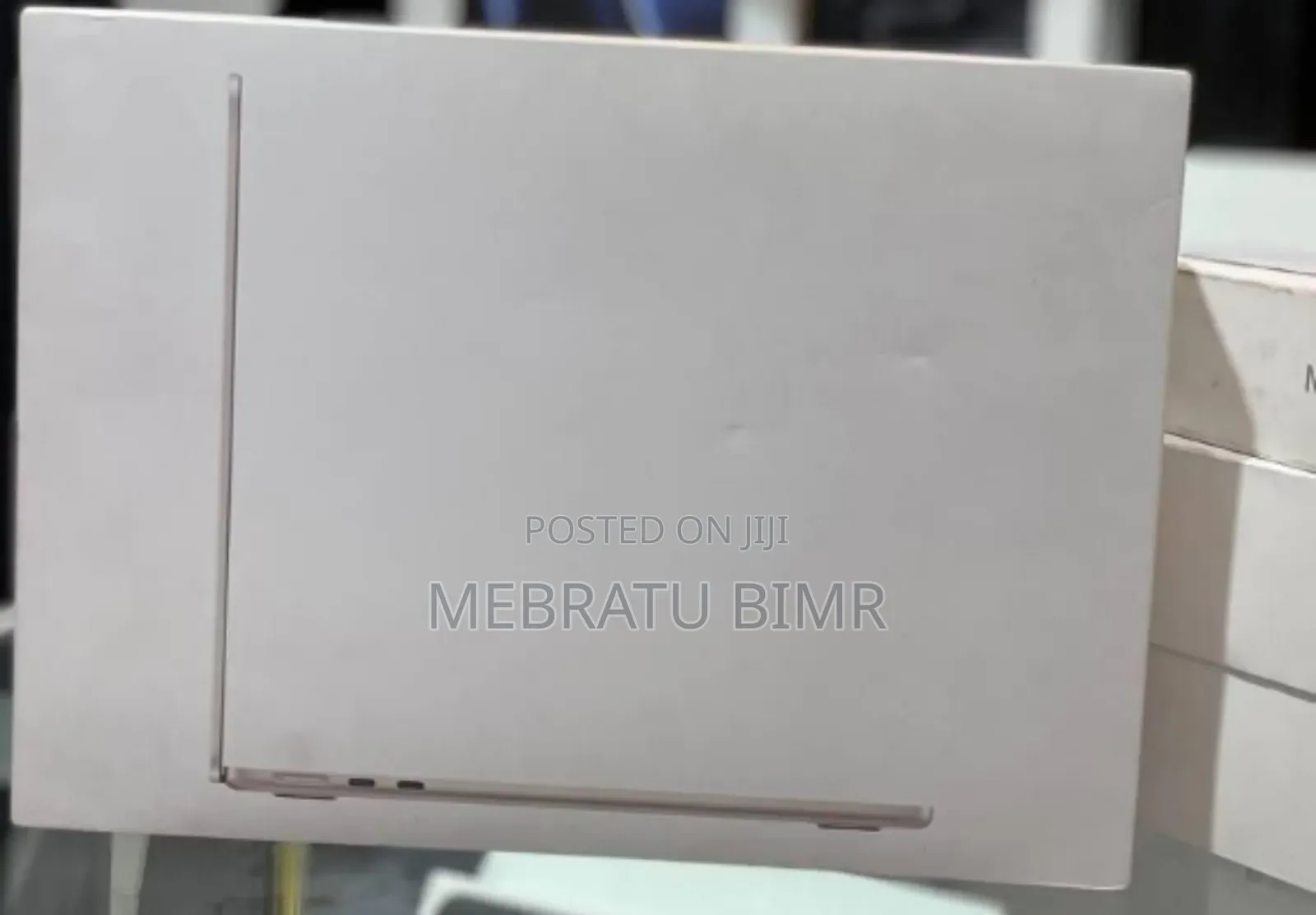 New Laptop Apple MacBook Air 2025 M4 13-Inch 16GB Apple M4 SSD 256GB