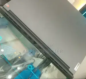 New Lenovo Legion Y7000P IRX9 Gaming Laptop 16GB Intel Core I7 SSD 1T