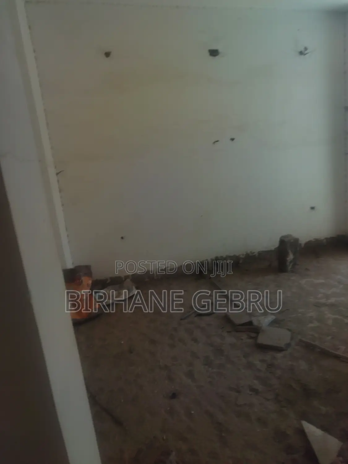 G+7 Apartiment Rent for Business