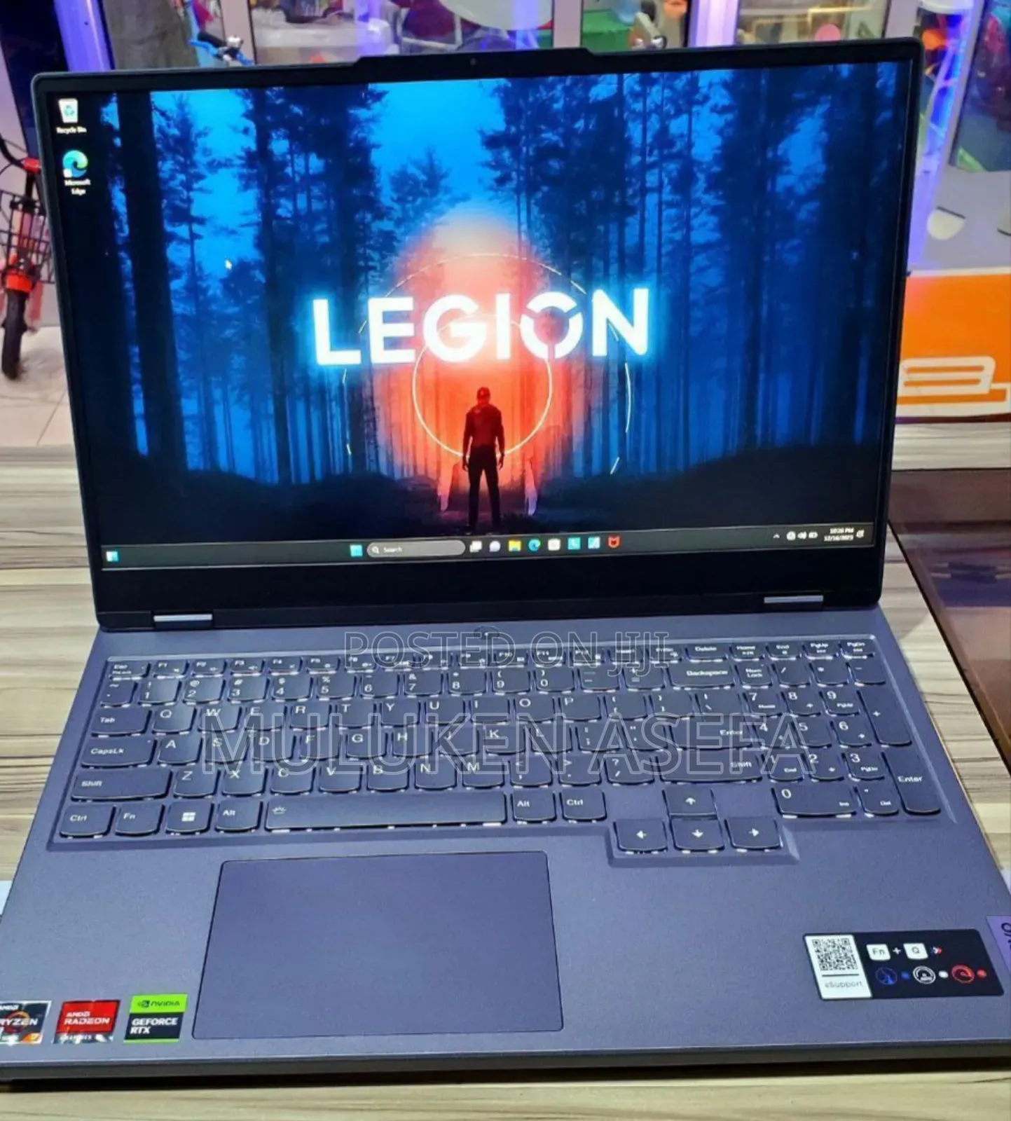 New Laptop Lenovo Legion 5 16GB AMD Ryzen 7 SSD 1T