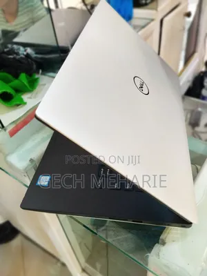 New Laptop Dell XPS 15 12GB Intel Core I7 SSD 512GB