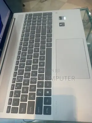 New Laptop HP 16GB Intel Core I7 SSD 1T
