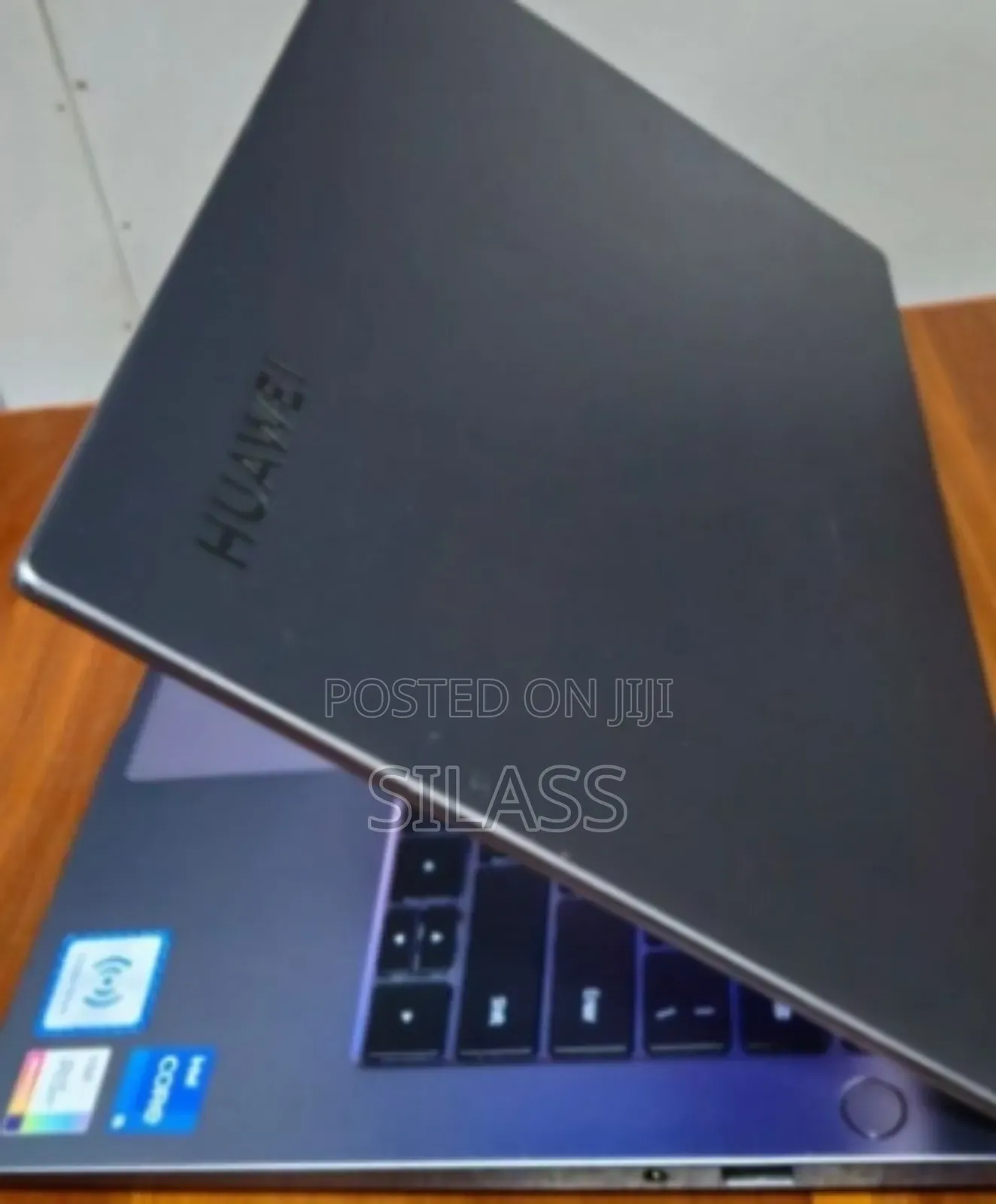 New Laptop Huawei Matebook D 15 8GB Intel Core I5 SSD 512GB