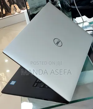 Photo - New Laptop Dell XPS 15 9510 12GB Intel Core I7 SSD 512GB
