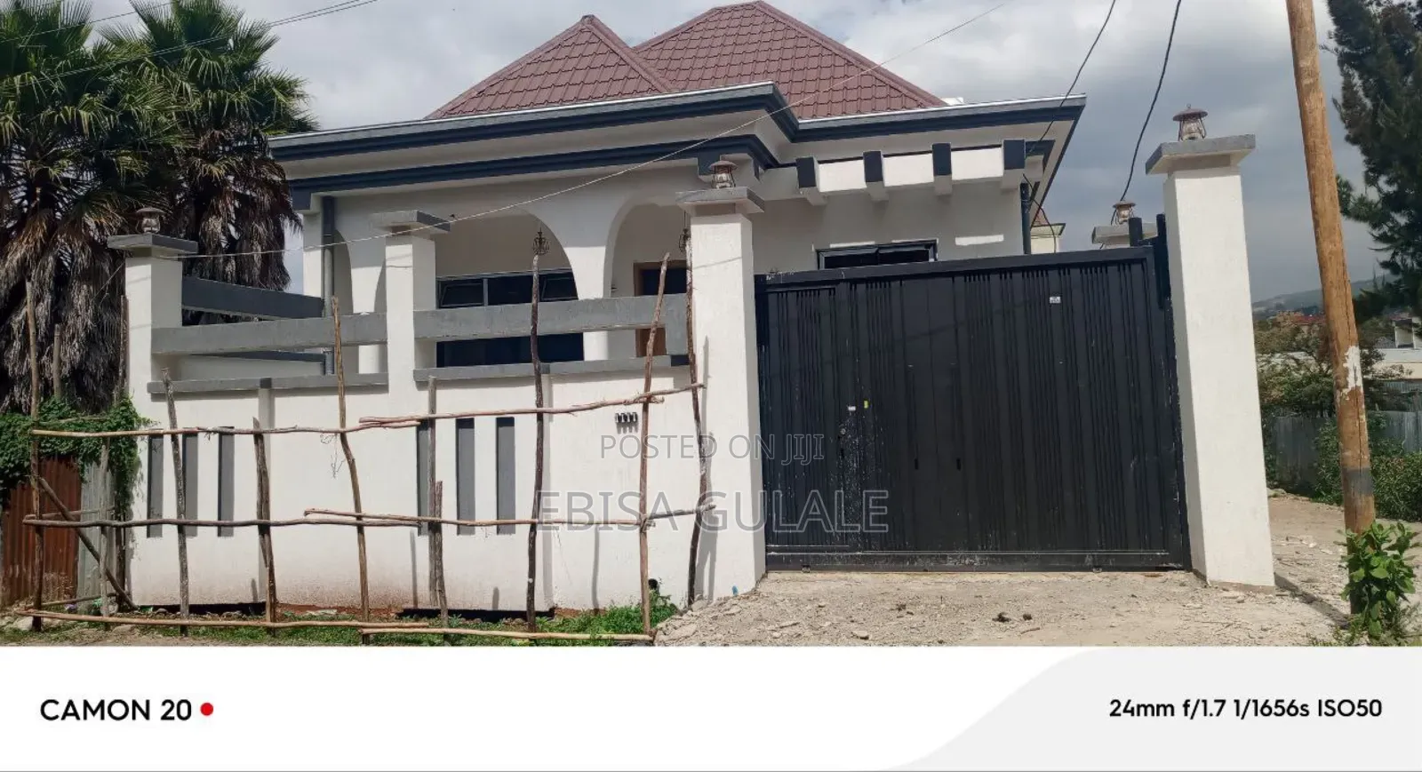 Furnished 4bdrm Apartment in Yeka for sale