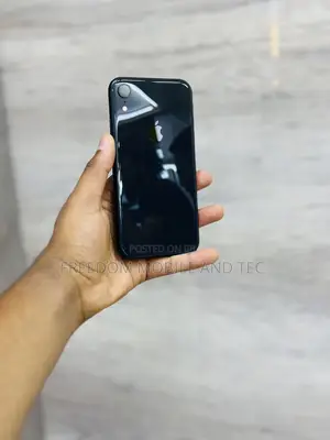 Apple iPhone XR 128 GB Black