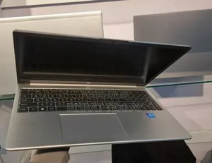 Photo - New Laptop HP 250 G10 16GB Intel Core I5 SSD 512GB