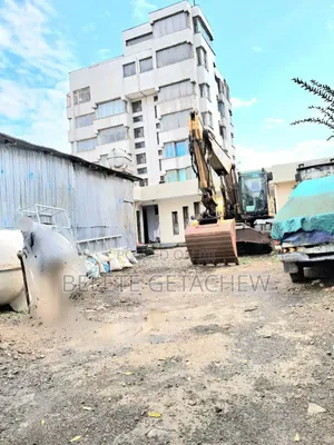 Megenagna Warehouse + Service House for Sale 405sqm