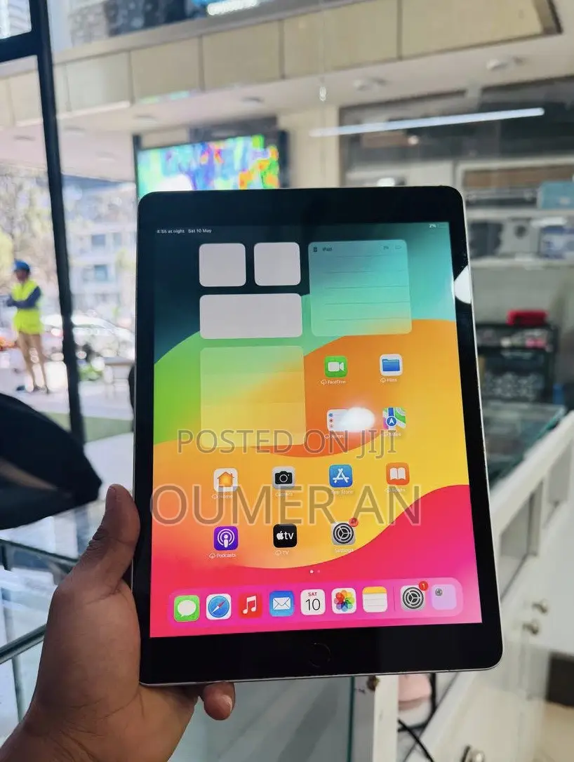 Apple iPad 10.2 (2021) 64 GB Silver