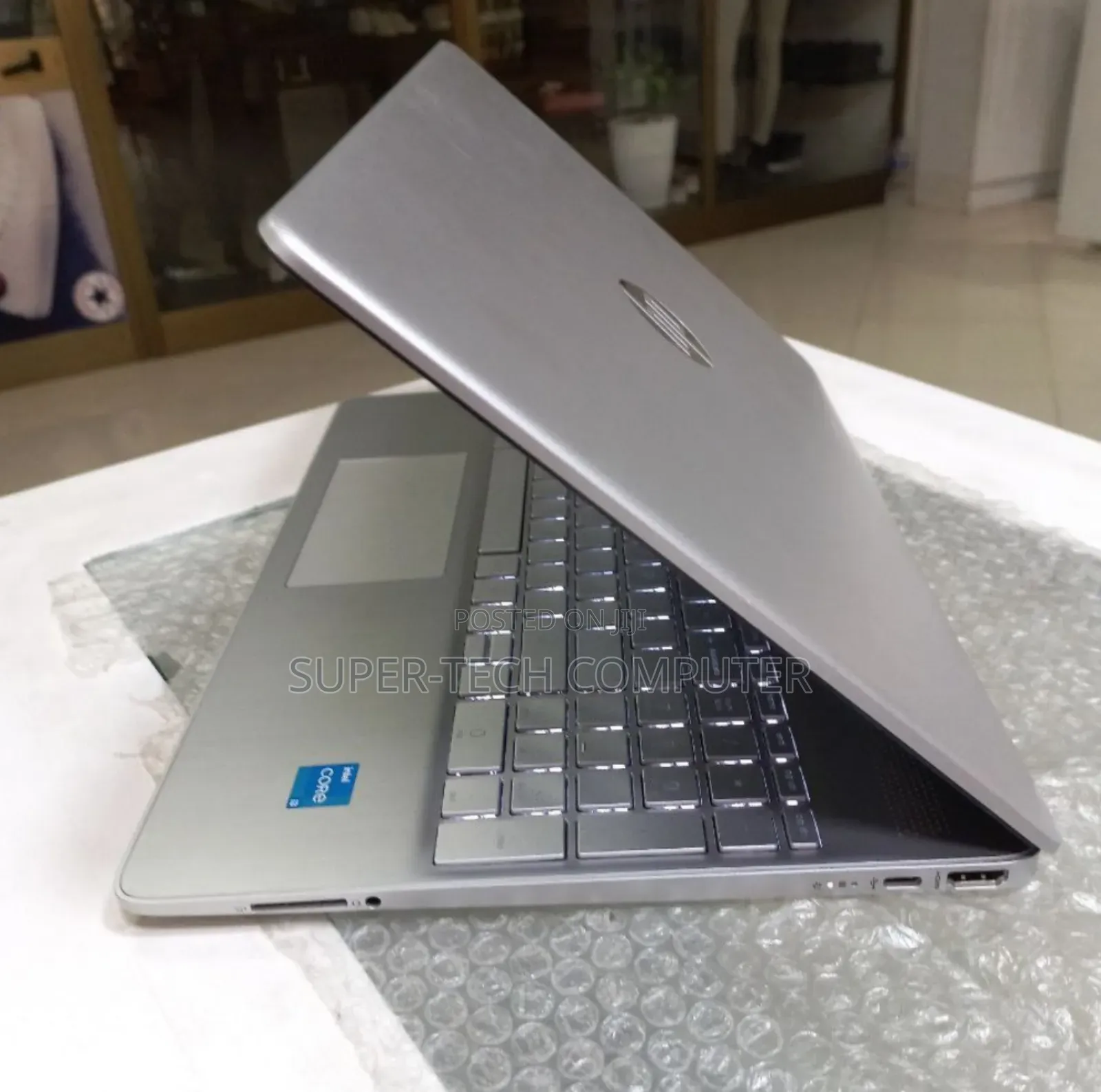 New Laptop HP Stream Notebook 8GB Intel Core I3 SSD 1T