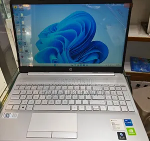 Photo - New Laptop HP 16GB Intel Core I5 SSD 512GB