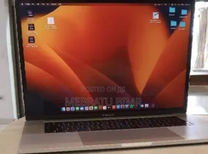 New Laptop Apple MacBook Pro 2017 16GB Intel Core I7 SSD 512GB