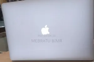 New Laptop Apple MacBook Pro 2017 16GB Intel Core I7 SSD 512GB