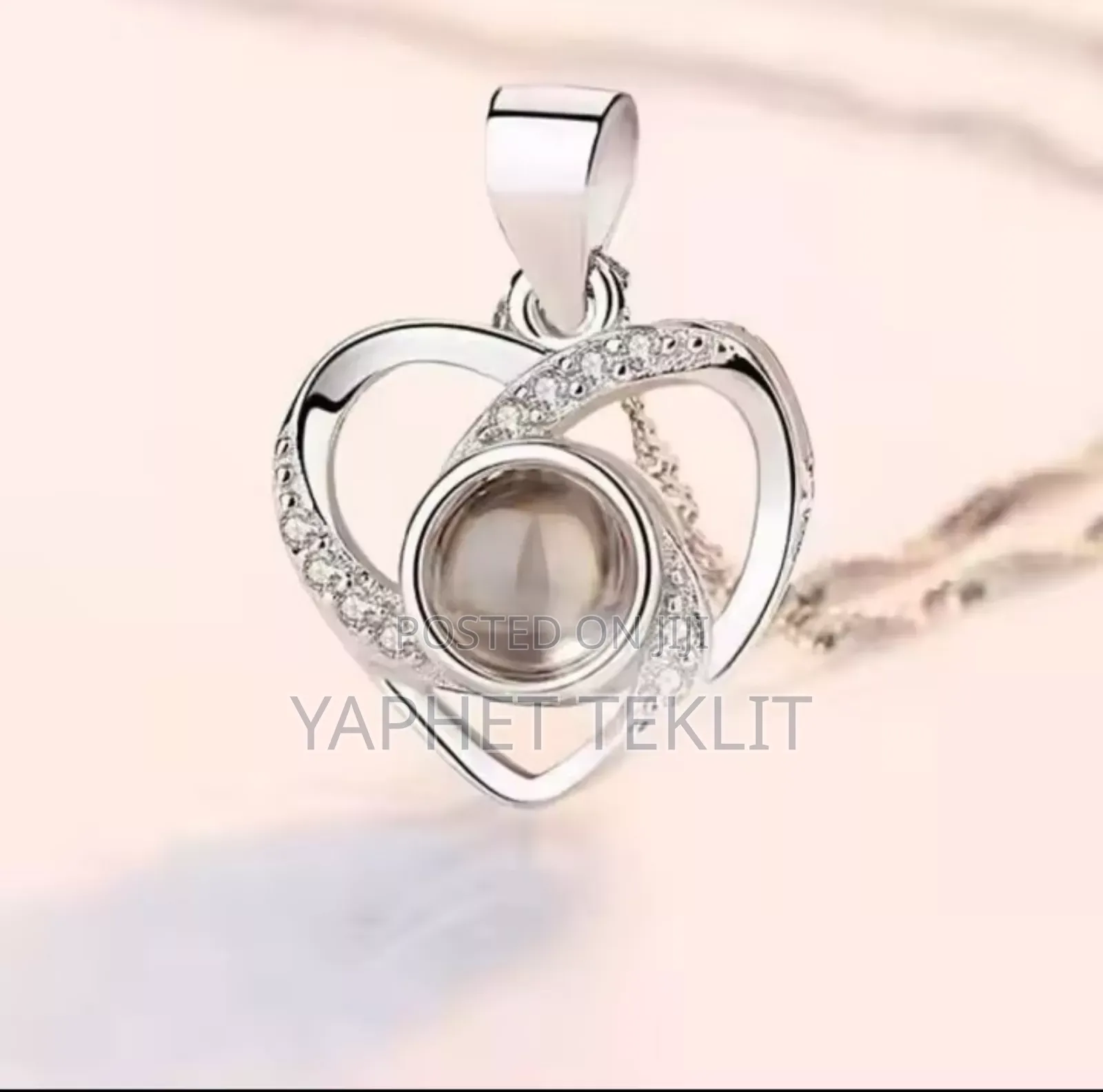 Female Heart Necklace, I Love You 100 Language Projection
