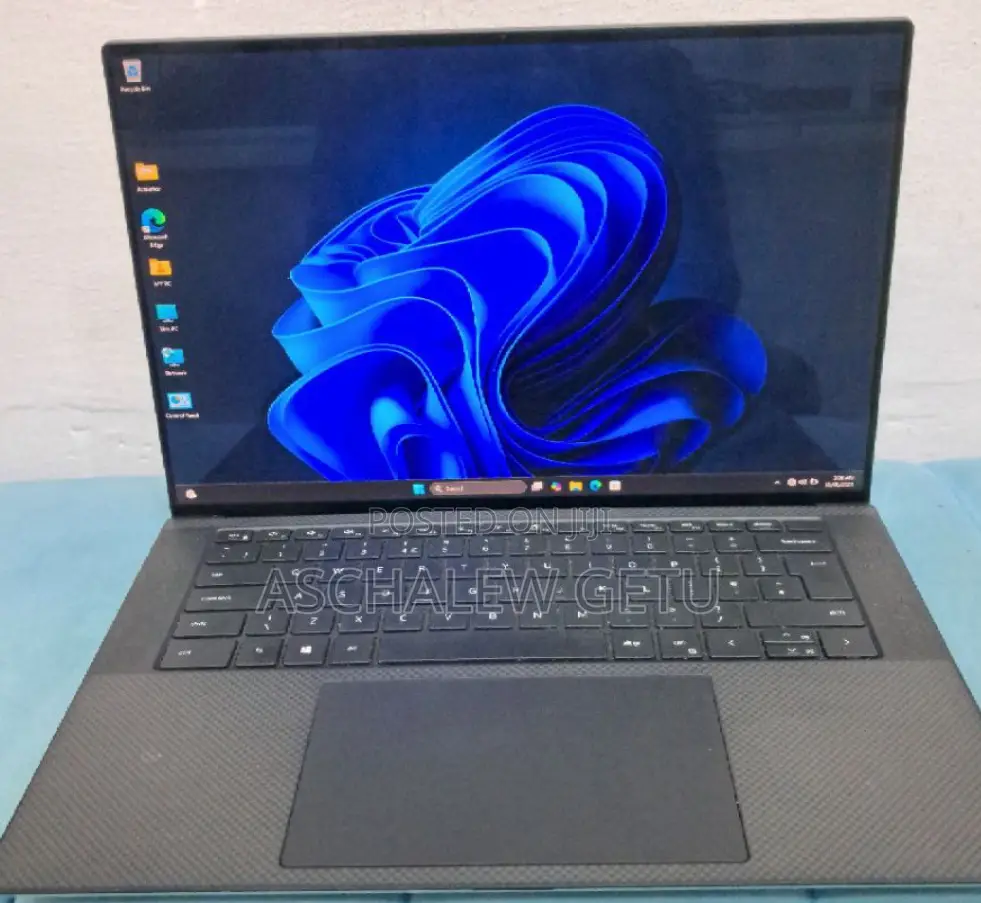 New Laptop Dell Precision 5550 16GB Intel Core I7 SSD 512GB