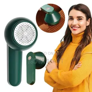 Photo - Rechargable Portable Lint Remover