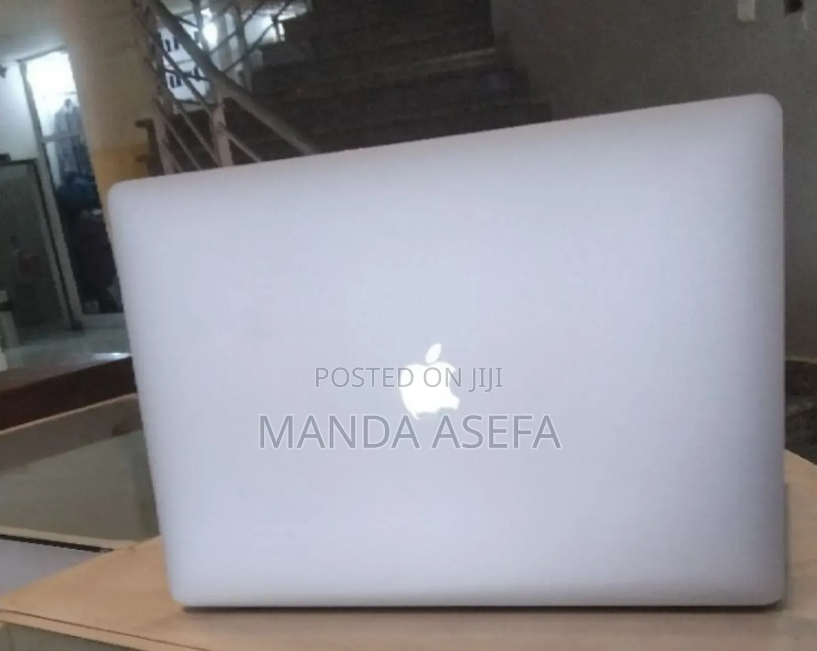 New Laptop Apple MacBook Pro 2017 16GB Intel Core I7 SSD 512GB